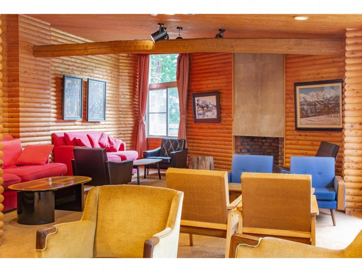 Nomad Hakuba Bed & Breakfast Bagian luar foto