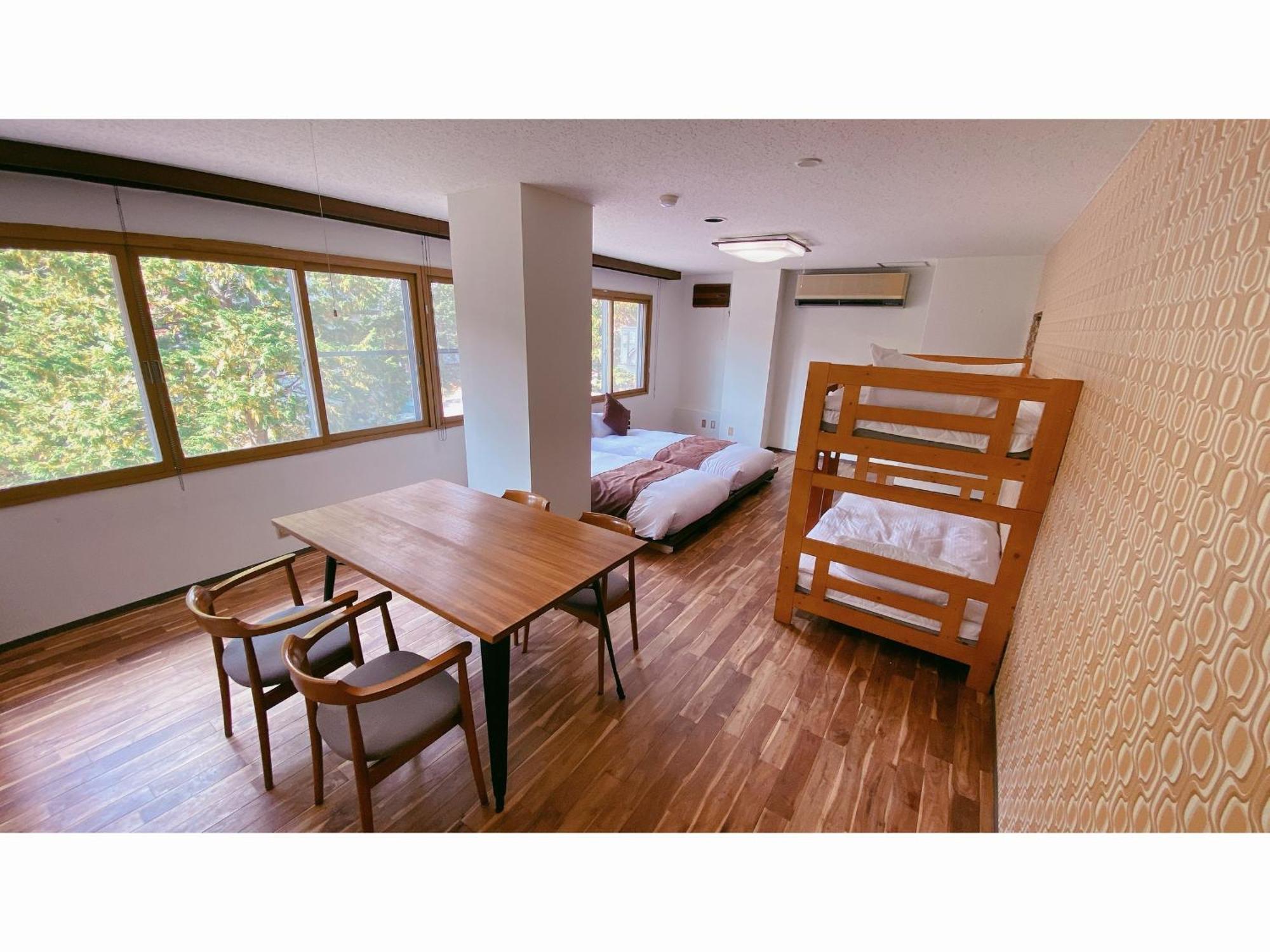 Nomad Hakuba Bed & Breakfast Bagian luar foto